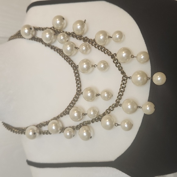 Cookie Lee Vintage Faux Pearl Bib Statement Necklace - Picture 2 of 6